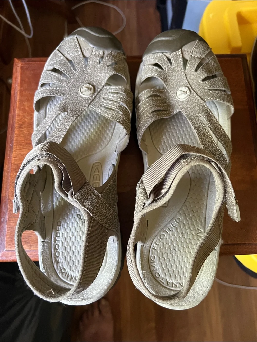 Keen Women's Tan Sandals